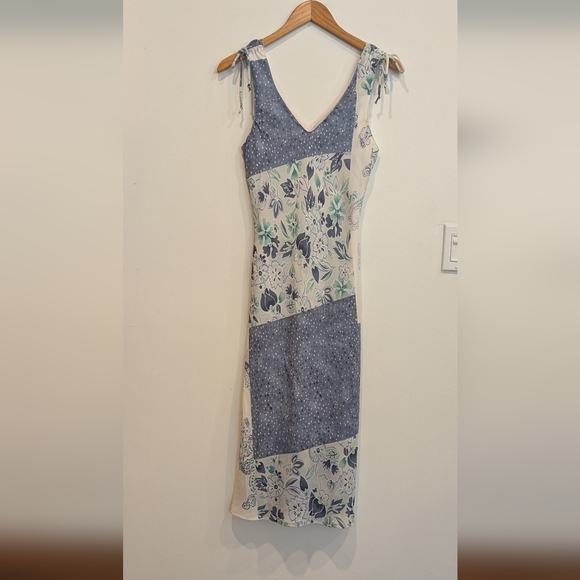 jonathan martin Dresses & Skirts - Jonathan Martin Blue Polka Dot Dress
